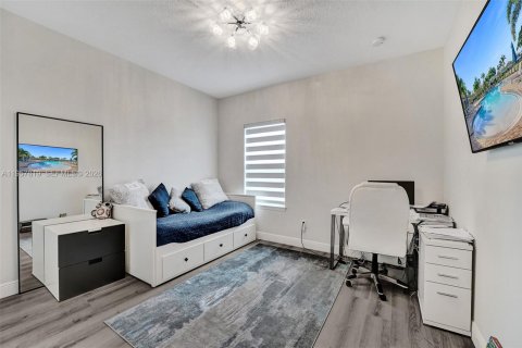 Adosado en alquiler en Hollywood, Florida, 3 dormitorios, 195.47 m2 № 2011673 - foto 23