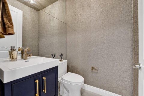 Adosado en alquiler en Hollywood, Florida, 3 dormitorios, 195.47 m2 № 2011673 - foto 4