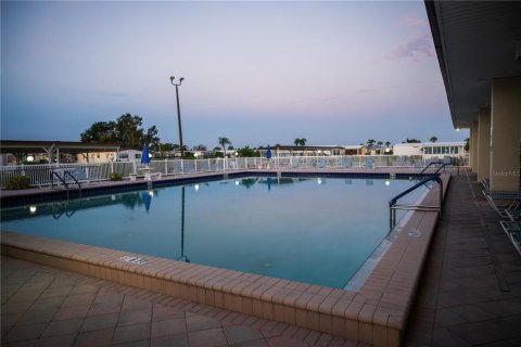 Terreno en venta en North Port, Florida № 1242730 - foto 10