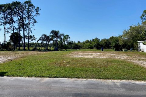 Terreno en venta en North Port, Florida № 1242730 - foto 1