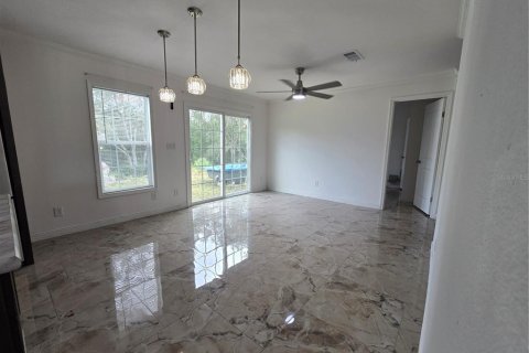 Casa en venta en Spring Hill, Florida, 4 dormitorios, 142.7 m2 № 2385618 - foto 11