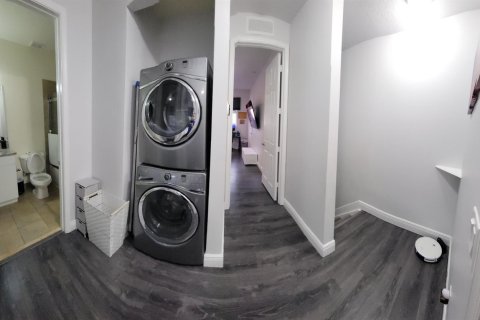 Снять в аренду таунхаус в Коконат Крик, Флорида 3 комнаты, 122.26м2, № 2265834 - фото 27