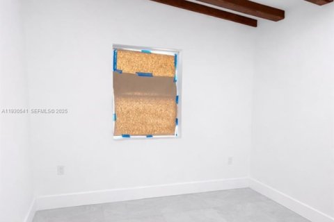 House in Fort Lauderdale, Florida 3 bedrooms, 89.93 sq.m. № 2035126 - photo 19