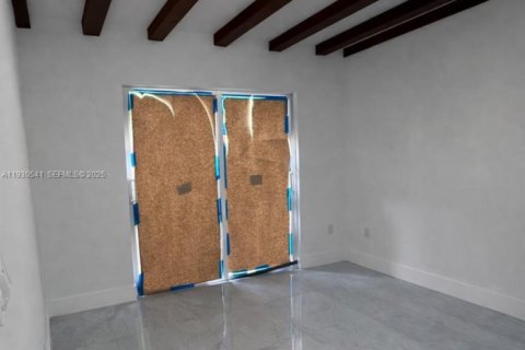 House in Fort Lauderdale, Florida 3 bedrooms, 89.93 sq.m. № 2035126 - photo 24