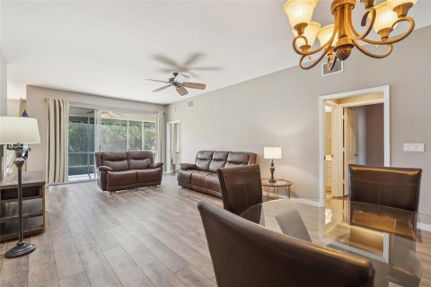 Condo in Fort Myers, Florida, 2 bedrooms  № 1534038 - photo 2