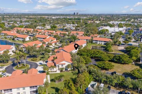 Condo in Fort Myers, Florida, 2 bedrooms  № 1534038 - photo 28