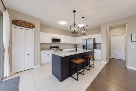 Casa en venta en Ruskin, Florida, 5 dormitorios, 215.53 m2 № 2284853 - foto 11