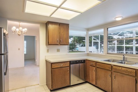 House in Clearwater, Florida 2 bedrooms, 138.24 sq.m. № 1899934 - photo 25