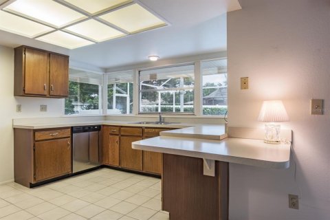 House in Clearwater, Florida 2 bedrooms, 138.24 sq.m. № 1899934 - photo 24