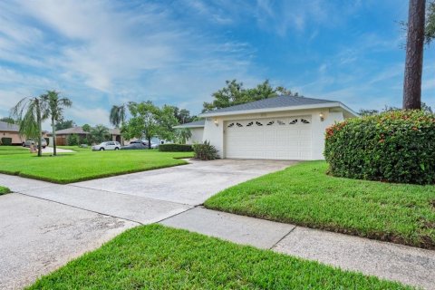 House in Clearwater, Florida 2 bedrooms, 138.24 sq.m. № 1899934 - photo 9