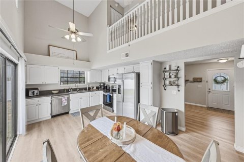 Купить виллу или дом в Брэндон, Флорида 6 комнат, 130.99м2, № 2150654 - фото 13
