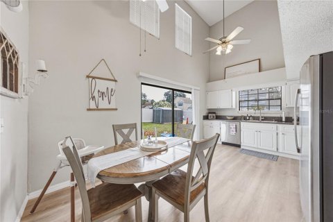 Купить виллу или дом в Брэндон, Флорида 6 комнат, 130.99м2, № 2150654 - фото 12