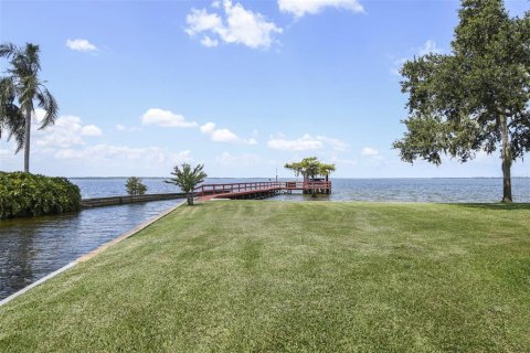 House in Yalaha, Florida 3 bedrooms, 229.56 sq.m. № 1882834 - photo 5