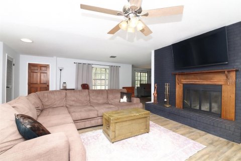 Casa en venta en Altoona, Florida, 3 dormitorios, 173.54 m2 № 1918927 - foto 4