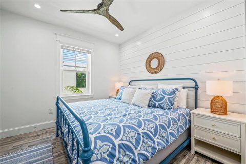 House in Bradenton Beach, Florida 8 bedrooms, 299.89 sq.m. № 1642435 - photo 26