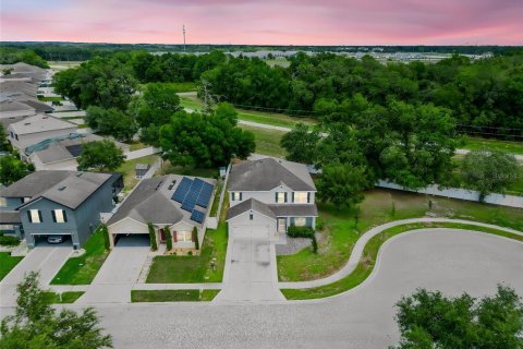 Casa en venta en Spring Hill, Florida, 5 dormitorios, 260.87 m2 № 2157497 - foto 21