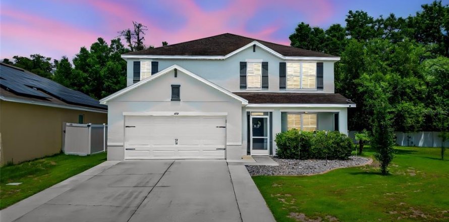Casa en Spring Hill, Florida 5 dormitorios, 260.87 m2 № 2157497