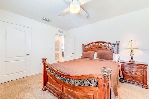 Casa en venta en Spring Hill, Florida, 5 dormitorios, 260.87 m2 № 2157497 - foto 7