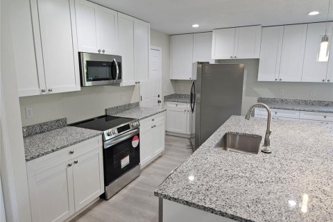 Casa en venta en Riverview, Florida, 3 dormitorios, 158.86 m2 № 1782367 - foto 6