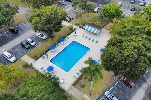 Copropriété à vendre à Lauderhill, Floride: 2 chambres, 104.05 m2 № 2089091 - photo 20