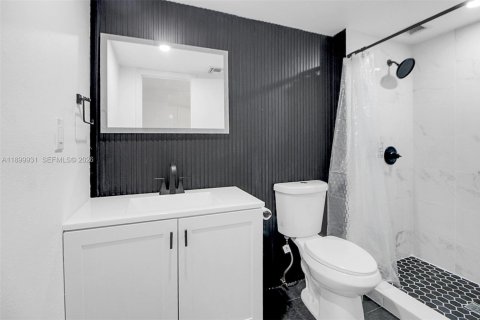 Copropriété à vendre à Lauderhill, Floride: 2 chambres, 104.05 m2 № 2089091 - photo 12