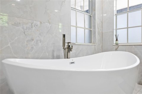 Villa ou maison à vendre à Windermere, Floride: 6 chambres, 336.77 m2 № 1918322 - photo 16