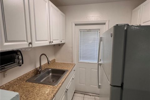 Apartment in Fort Lauderdale, Florida 1 bedroom, 53.88 sq.m. № 2042048 - photo 4