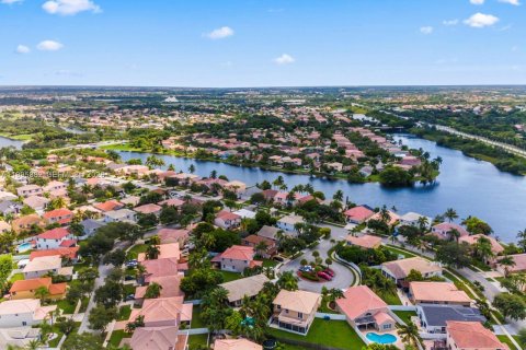 Villa ou maison à vendre à Miramar, Floride: 3 chambres, 168.62 m2 № 2059159 - photo 17