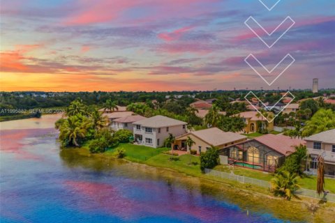Villa ou maison à Miramar, Floride 3 chambres, 168.62 m2 № 2059159