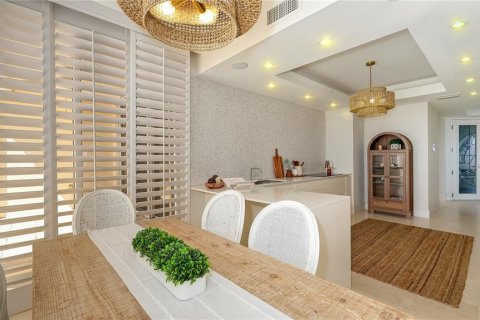 Condominio en venta en Longboat Key, Florida, 3 dormitorios, 271.74 m2 № 2420583 - foto 23