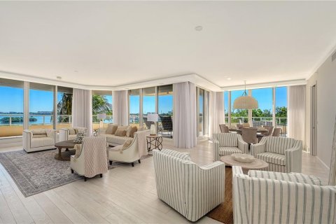 Condominio en venta en Longboat Key, Florida, 3 dormitorios, 271.74 m2 № 2420583 - foto 10