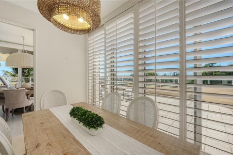 Condominio en venta en Longboat Key, Florida, 3 dormitorios, 271.74 m2 № 2420583 - foto 22