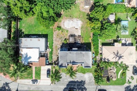 Estudio en Biscayne Park, Florida № 2031822