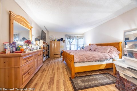 Купить кондоминиум в Лодерхилл, Флорида 2 спальни, 99.41м2, № 1934133 - фото 5