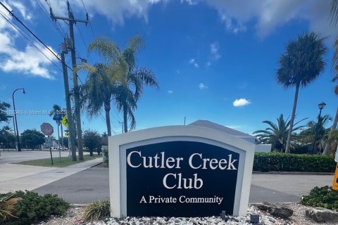 Touwnhouse à louer à Cutler Bay, Floride: 3 chambres, 113.81 m2 № 1946230 - photo 15