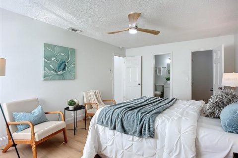 Condominio en alquiler en Sun City Center, Florida, 2 dormitorios, 134.52 m2 № 2167525 - foto 17