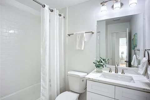Condominio en alquiler en Sun City Center, Florida, 2 dormitorios, 134.52 m2 № 2167525 - foto 22