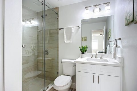 Condominio en alquiler en Sun City Center, Florida, 2 dormitorios, 134.52 m2 № 2167525 - foto 18
