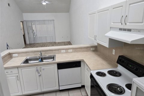 Condominio en venta en Newberry, Florida, 2 dormitorios, 120.12 m2 № 1262833 - foto 14