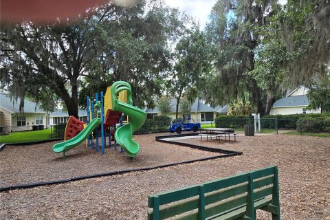 Condominio en venta en Newberry, Florida, 2 dormitorios, 120.12 m2 № 1262833 - foto 27