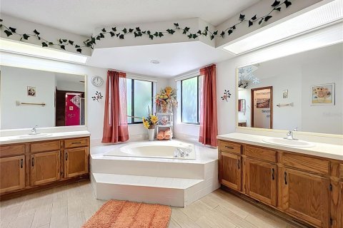 Villa ou maison à vendre à Orlando, Floride: 3 chambres, 176.24 m2 № 1849950 - photo 30