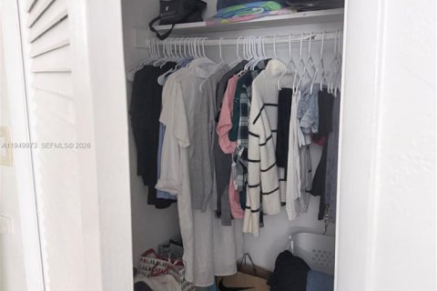 Copropriété à vendre à North Miami, Floride: 3 chambres, 110.18 m2 № 2005729 - photo 21