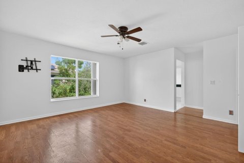 House in West Palm Beach, Florida 4 bedrooms, 173.45 sq.m. № 2401248 - photo 10