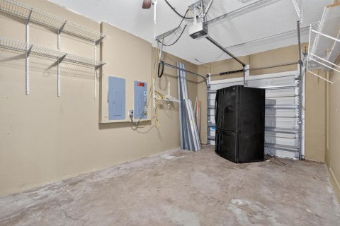 House in West Palm Beach, Florida 4 bedrooms, 173.45 sq.m. № 2401248 - photo 15