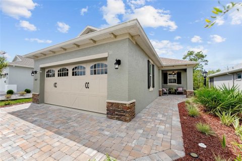 House in Ocala, Florida 2 bedrooms, 136.47 sq.m. № 1915395 - photo 1