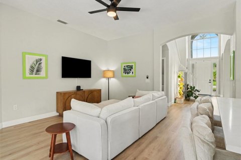 House in Lakewood Ranch, Florida 4 bedrooms, 238.94 sq.m. № 2223748 - photo 10
