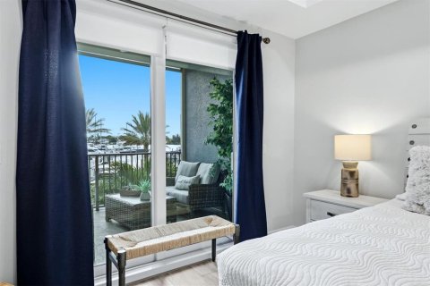 Condo in Venice, Florida, 3 bedrooms  № 2368848 - photo 29