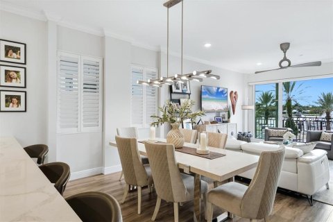 Condo in Venice, Florida, 3 bedrooms  № 2368848 - photo 17