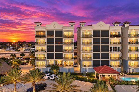 Condo in Venice, Florida, 3 bedrooms  № 2368848 - photo 2