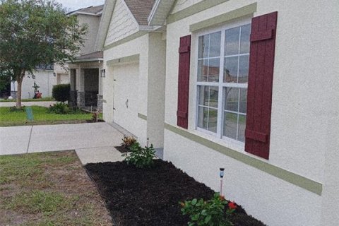 Villa ou maison à vendre à Winter Haven, Floride: 4 chambres, 171.96 m2 № 2398323 - photo 4